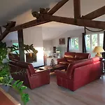 Bed & Breakfast Et D'hote De L'elevage Du Lattay 3*