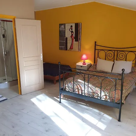 Bed & Breakfast D'hote De L'elevage Du Lattay