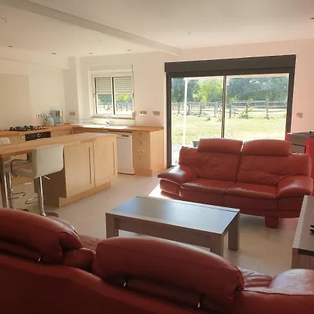 Bed & Breakfast D'hote De L'elevage Du Lattay *