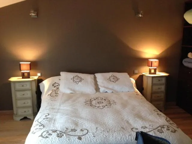 Et D'hote De L'elevage Du Lattay Bed and Breakfast